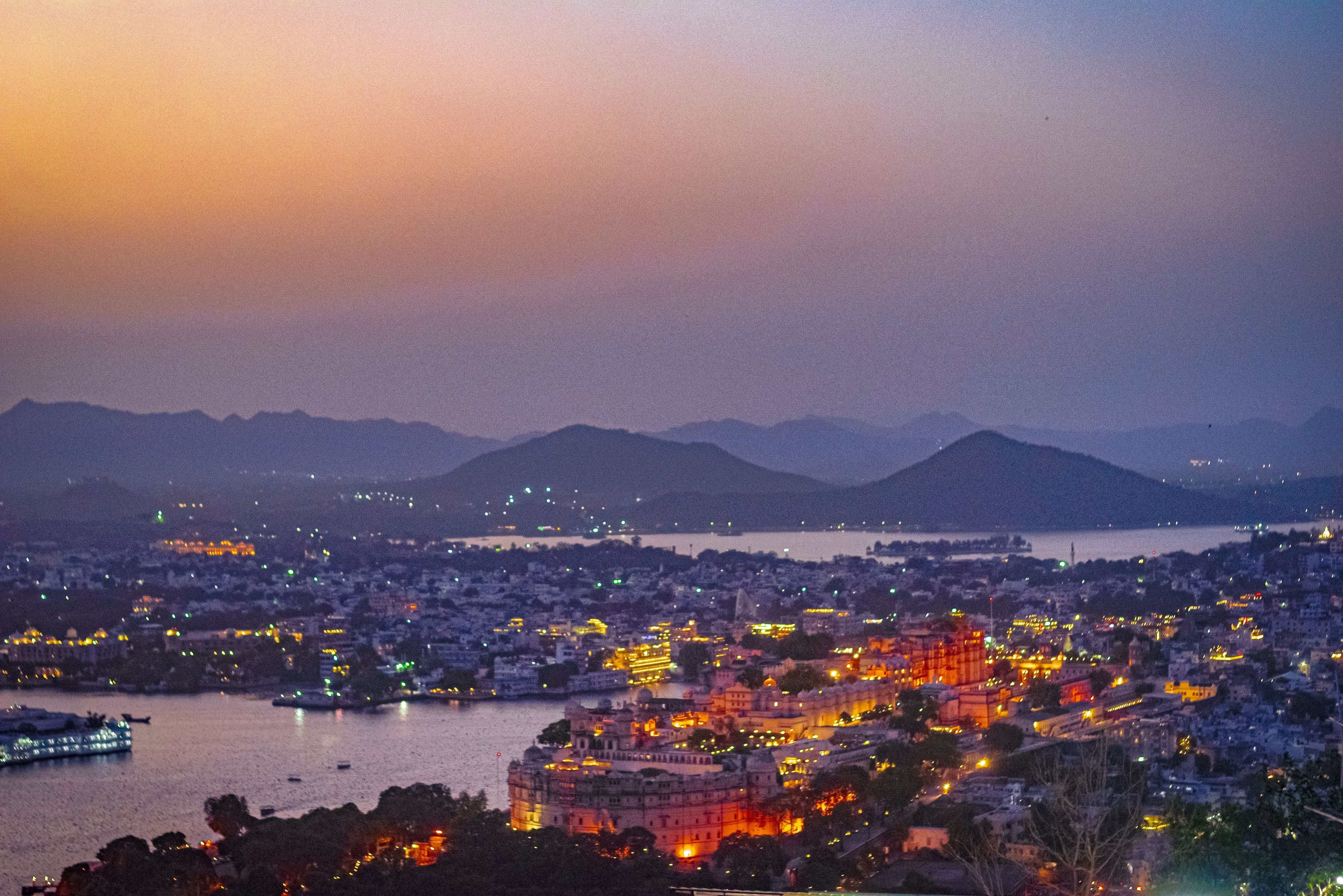 Udaipur - Photo 2