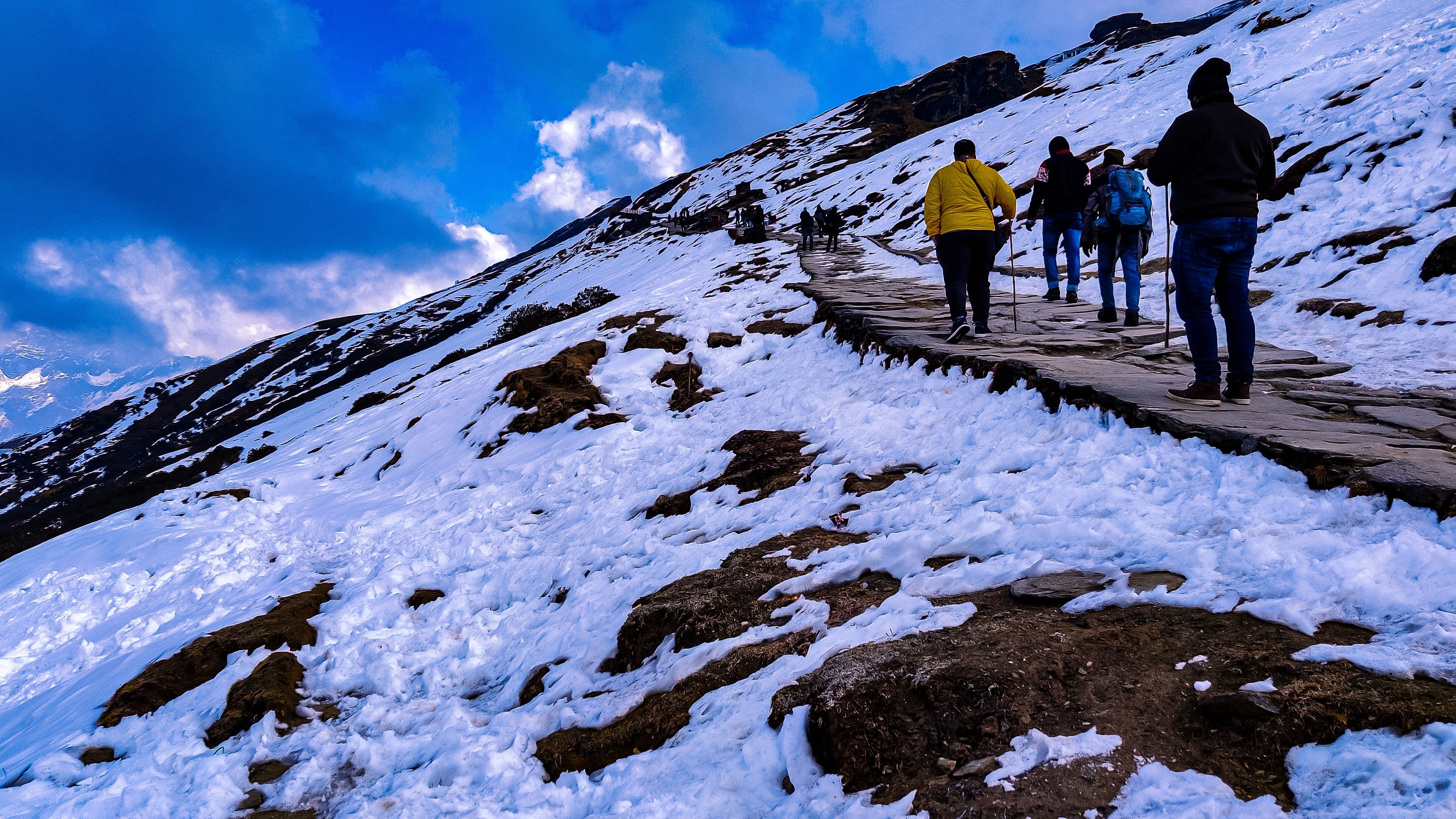 Chopta Tungnath & Deoria Tal Himalayan Adventure - Photo 3